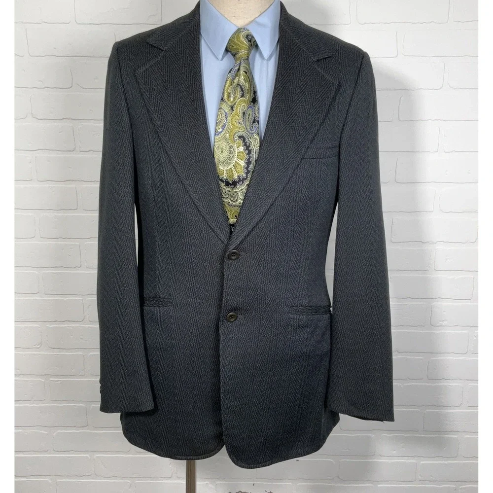 B Bonds Blazer Men‎ 39R Blue Herringbone Two Button 70s Wide Lapel Polyester VTG